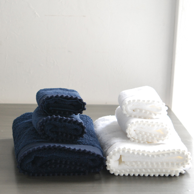 ボンボン　バスタオル　　（1010701）