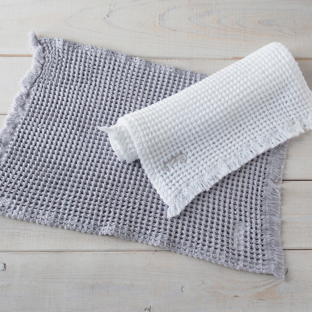 リュッシュ　バスマット　ブラン／グレージュ (1030104)