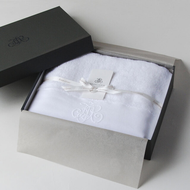 モノグラム バスタオル1枚/3カラー