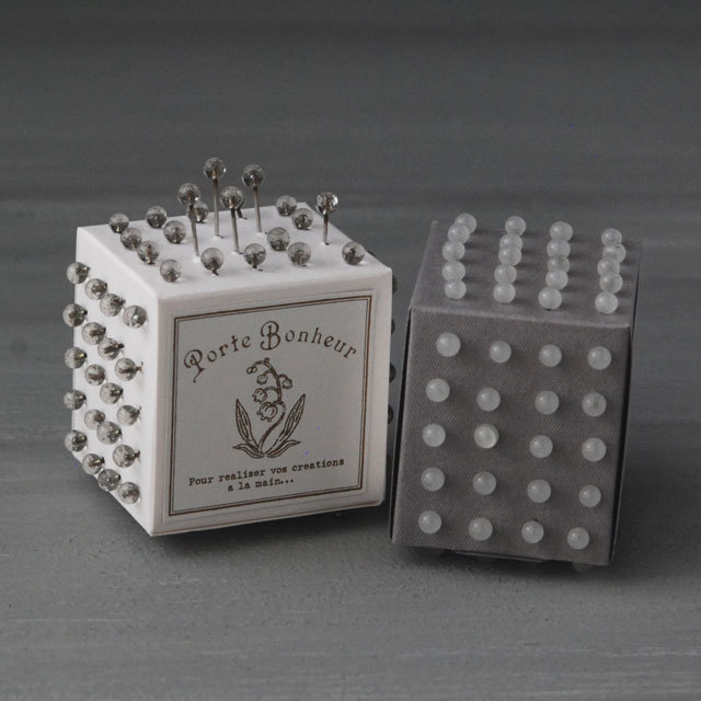 ポルトボヌール　すずらん　キューブ待針