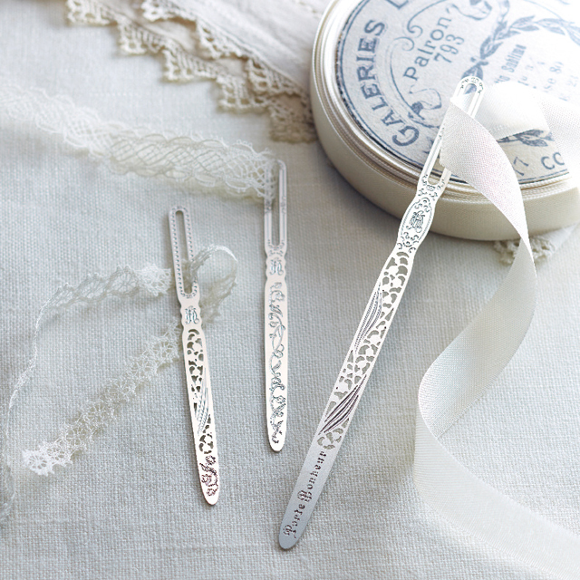 ポルトボヌール　すずらんひも通し