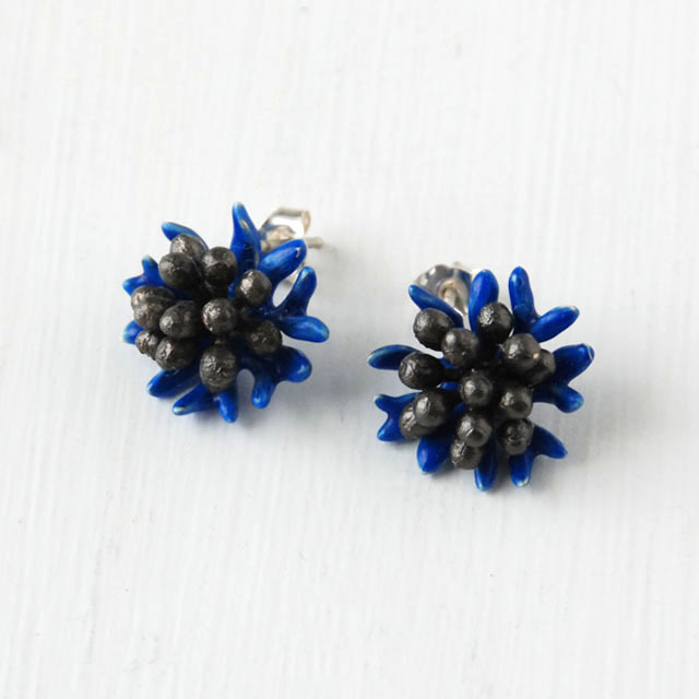 ヤグルマギク ピアス / Michael Michaud