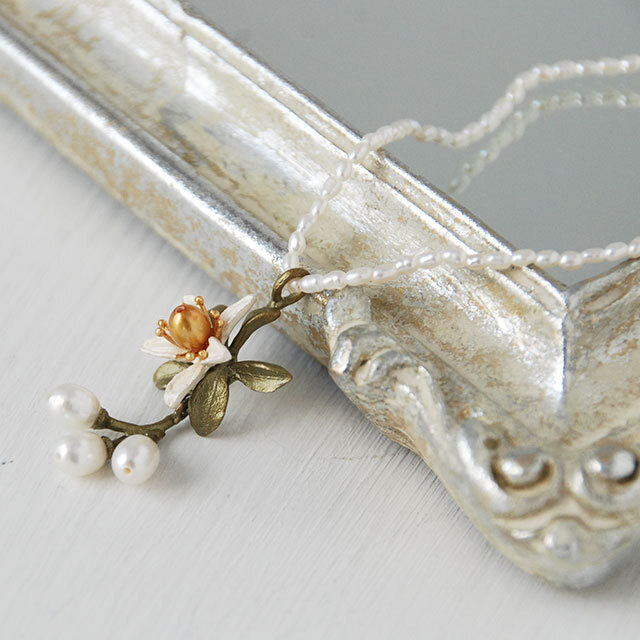 オレンジブロッサム パールペンダント / Michael Michaud