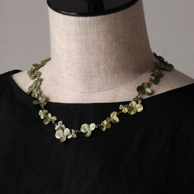 クローバー リーフ ネックレス / Michael Michaud