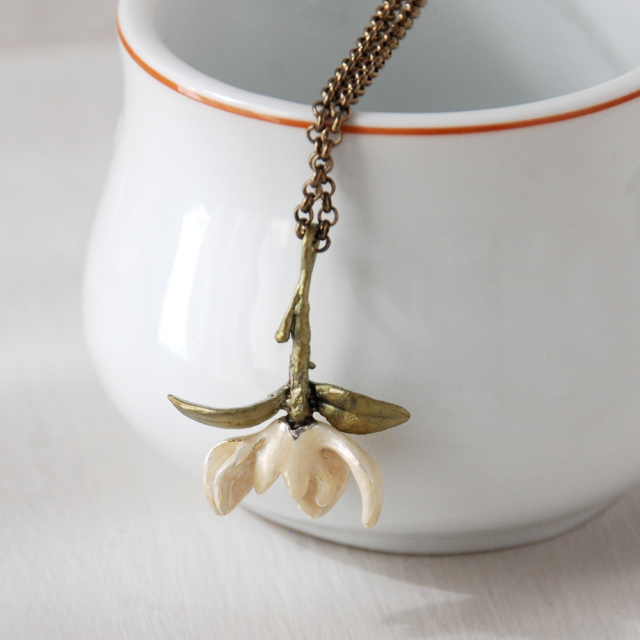 マグノリア ドロップペンダント / Michael Michaud