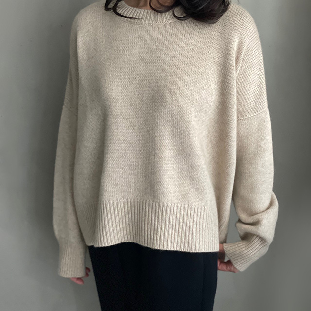 ボクシーセーター AILA / oyuna