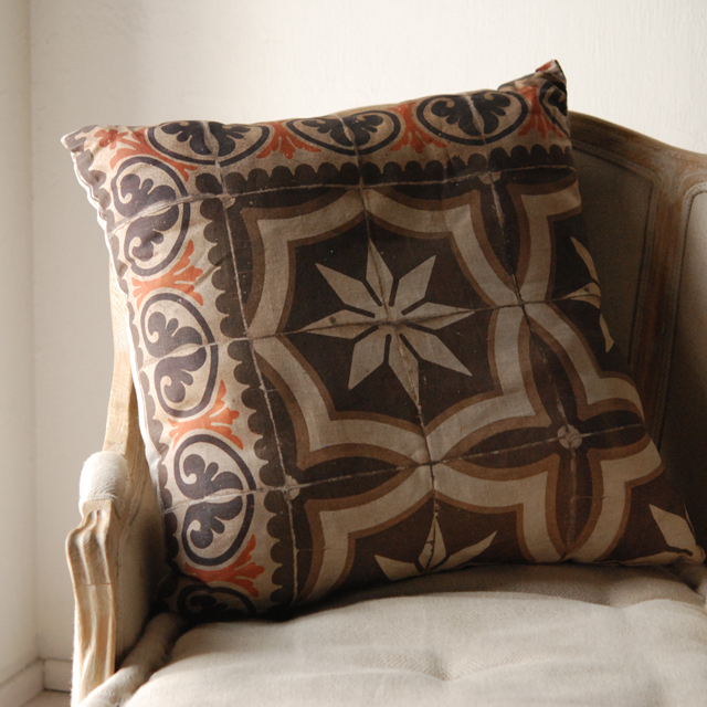 クッションＬサイズ B / VOX POPULI